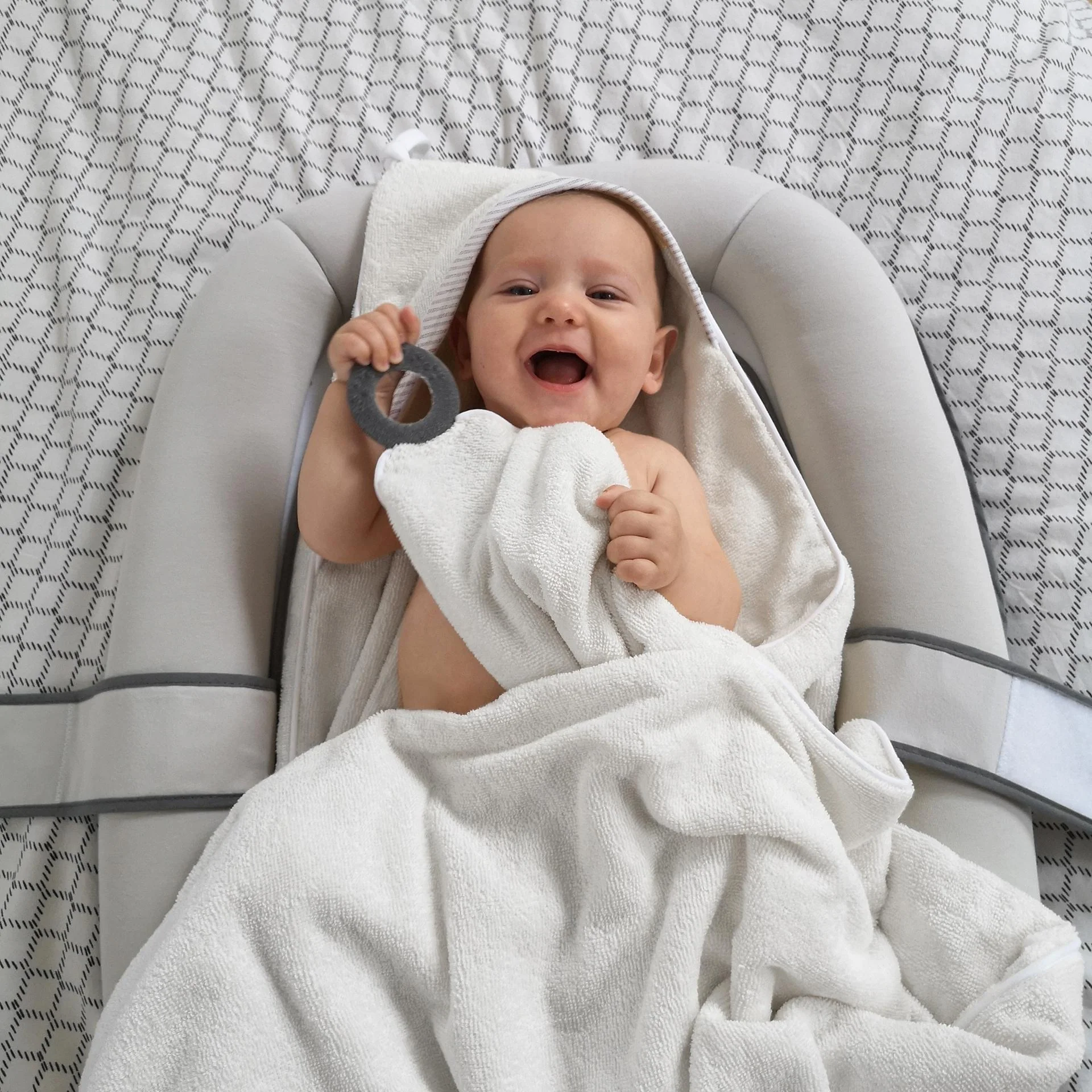 Dry'n Play – Cape de bain bébé XXL en coton bio - Image 3