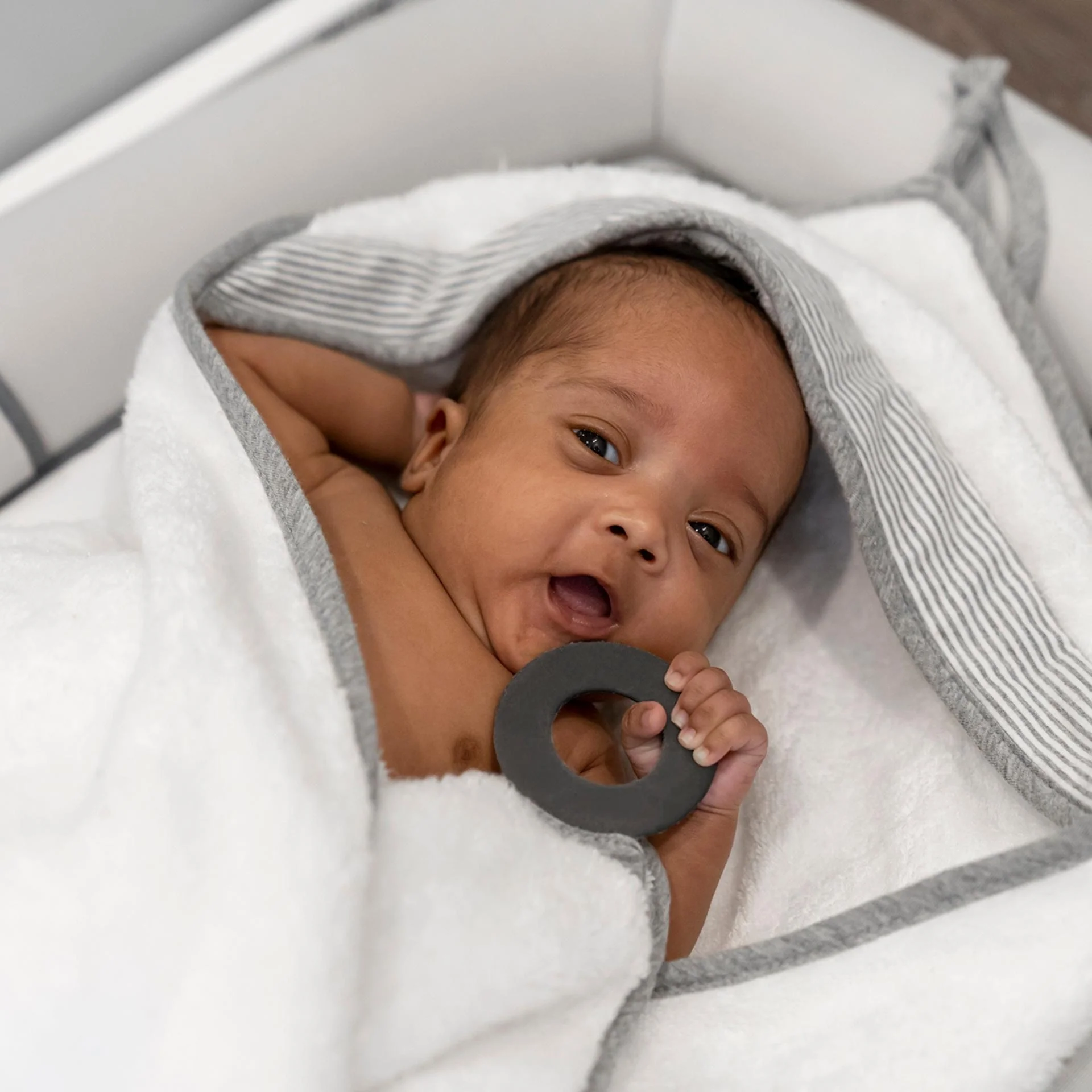 Dry'n Play – Cape de bain bébé XXL en coton bio - Image 5
